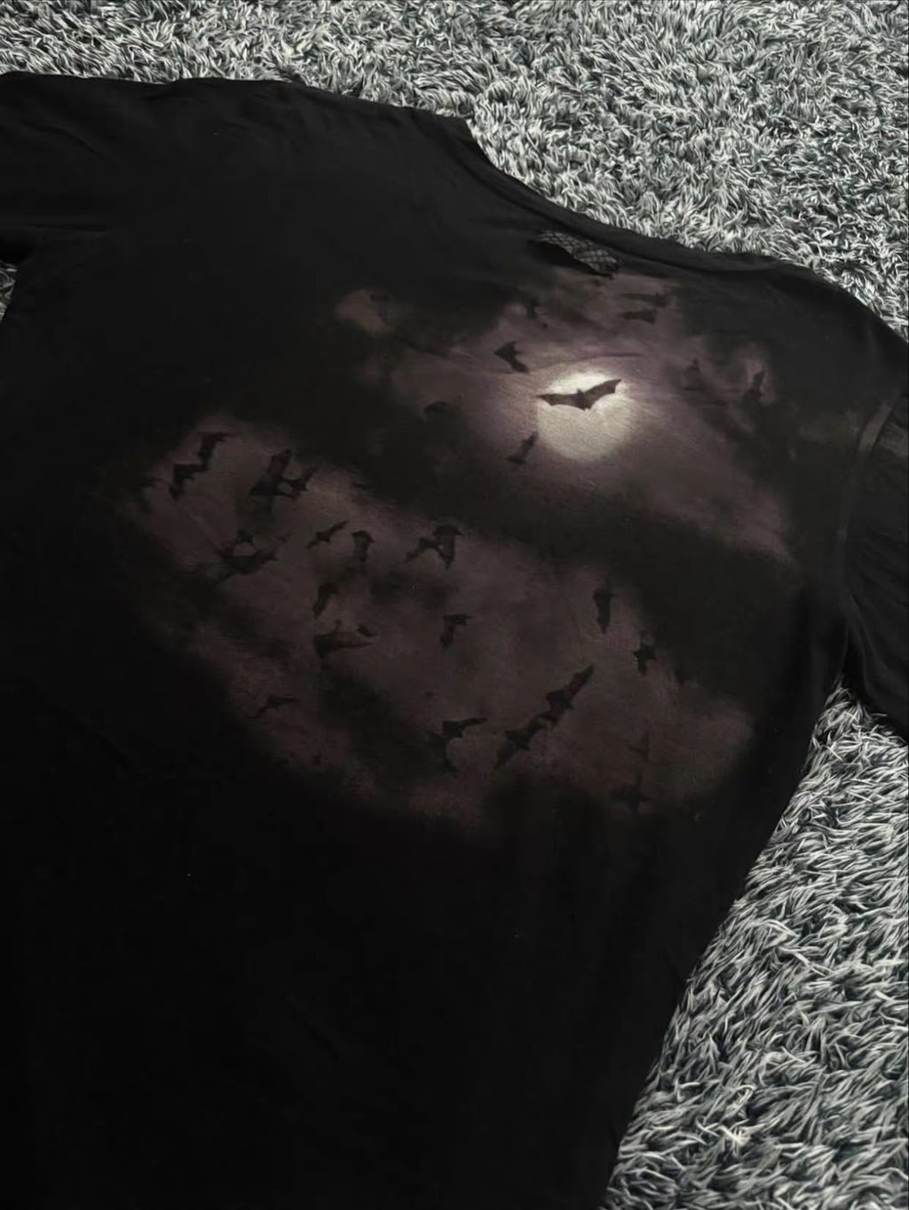 ФУТБОЛКА IF SIX WAS NINE "BAT IN THE MOON"
